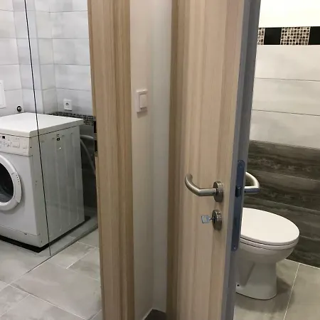 Sunflowers アパート *